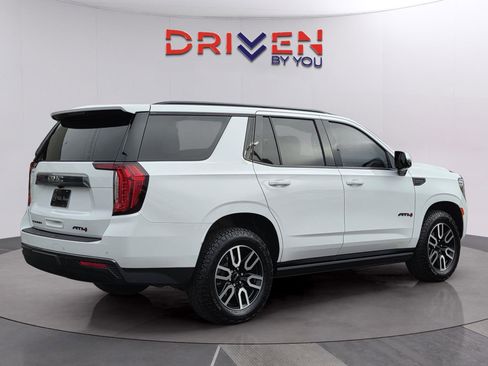 Used 2023 GMC Yukon AT4 w/ AT4 Premium Package AWD/4WD image 4