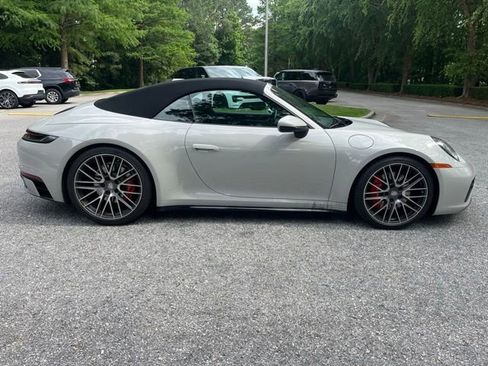 Used 2024 Porsche 911 Carrera 4S AWD/4WD image 11