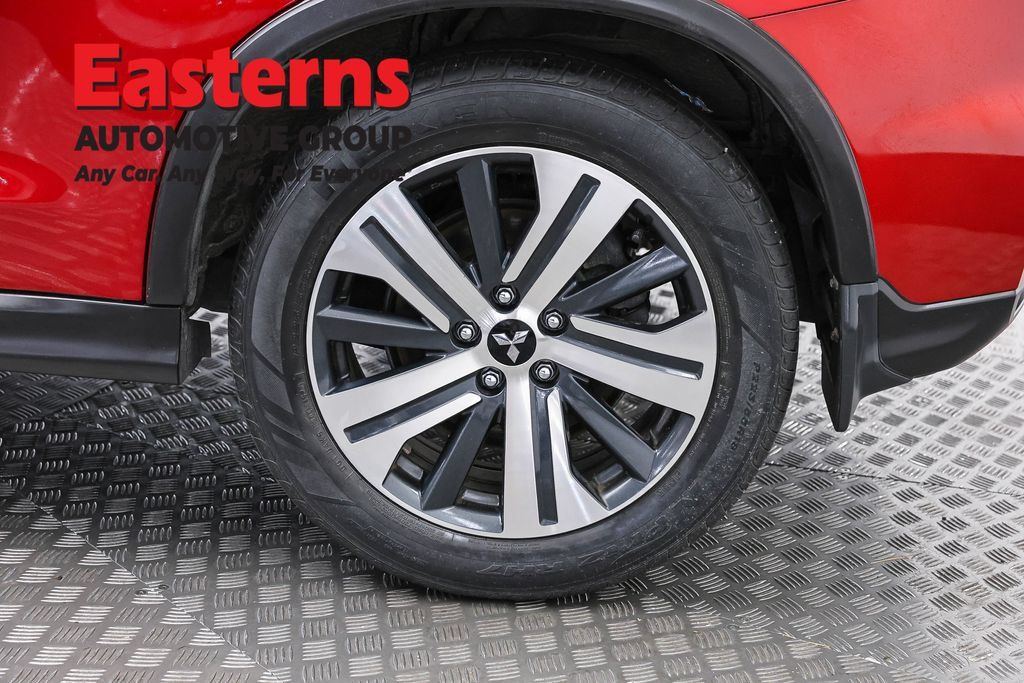 Used 2023 Mitsubishi Outlander Sport ES AWD/4WD image 31