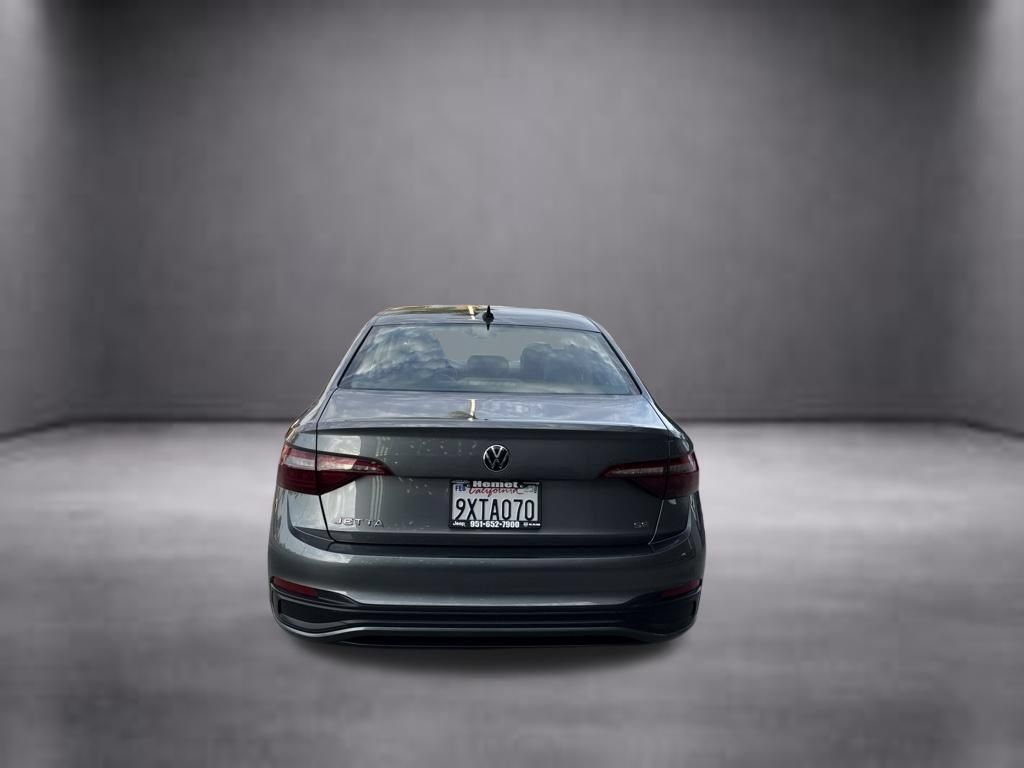 Used 2024 Volkswagen Jetta SE FWD image 7