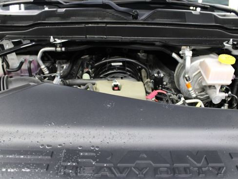 Used 2023 RAM 3500 Tradesman w/ Convenience Group AWD/4WD image 29