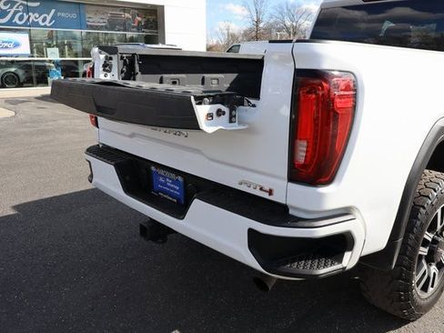 Used 2022 GMC Sierra 2500 AT4 image 12