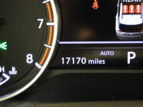 Certified 2023 Nissan Rogue SV image 27