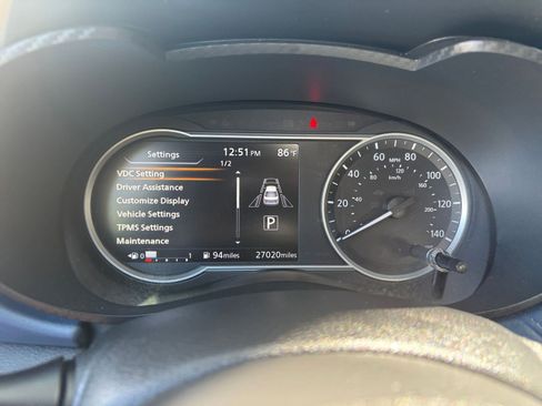Used 2025 Nissan Versa SV FWD image 40