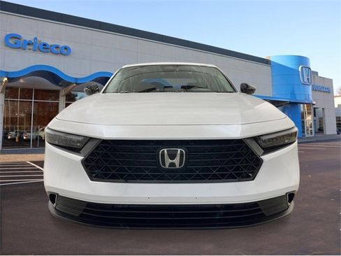 New 2025 Honda Accord SE image 9