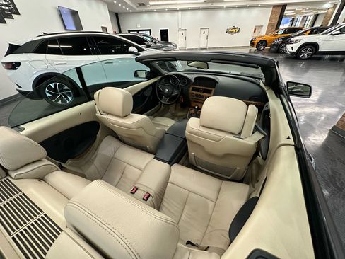 Used 2004 BMW 645Ci Convertible image 9