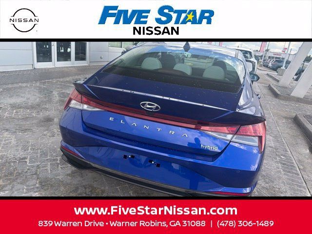 Used 2023 Hyundai Elantra Limited FWD image 10