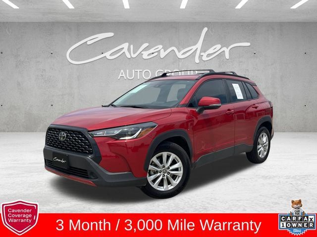 Used 2022 Toyota Corolla Cross LE FWD image 1
