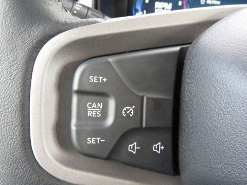 New 2025 Ford Bronco Badlands image 23