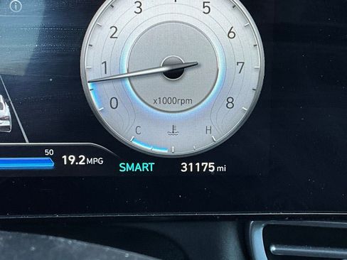 Used 2025 Hyundai Elantra SEL image 41