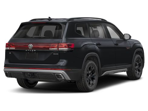 Used 2026 Volkswagen Atlas Peak Edition AWD/4WD image 2