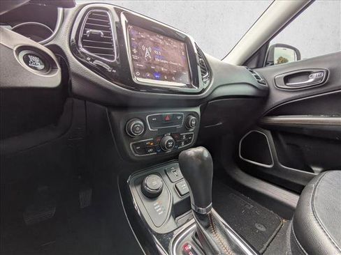 Used 2018 Jeep Compass Limited w/ Navigation Group image 12