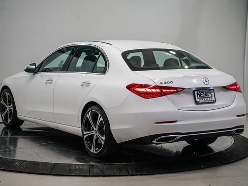 Used 2023 Mercedes-Benz C 300 Sedan image 2