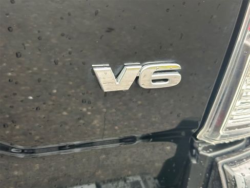 Used 2021 Toyota Tacoma TRD Off-Road w/ TRD Premium Off Road Package image 6