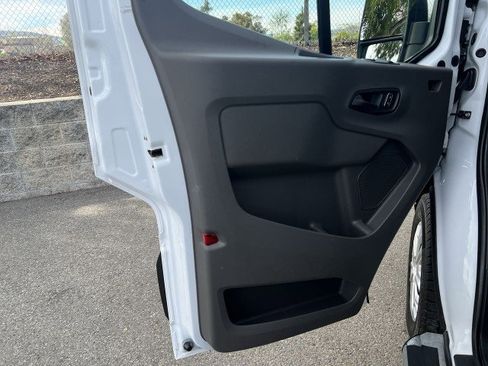 Used 2024 Ford Transit 250 Low Roof w/ Exterior Upgrade Package image 20