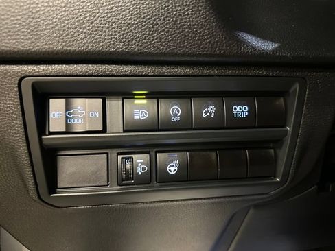 Used 2024 Toyota Tundra SR5 AWD/4WD image 19