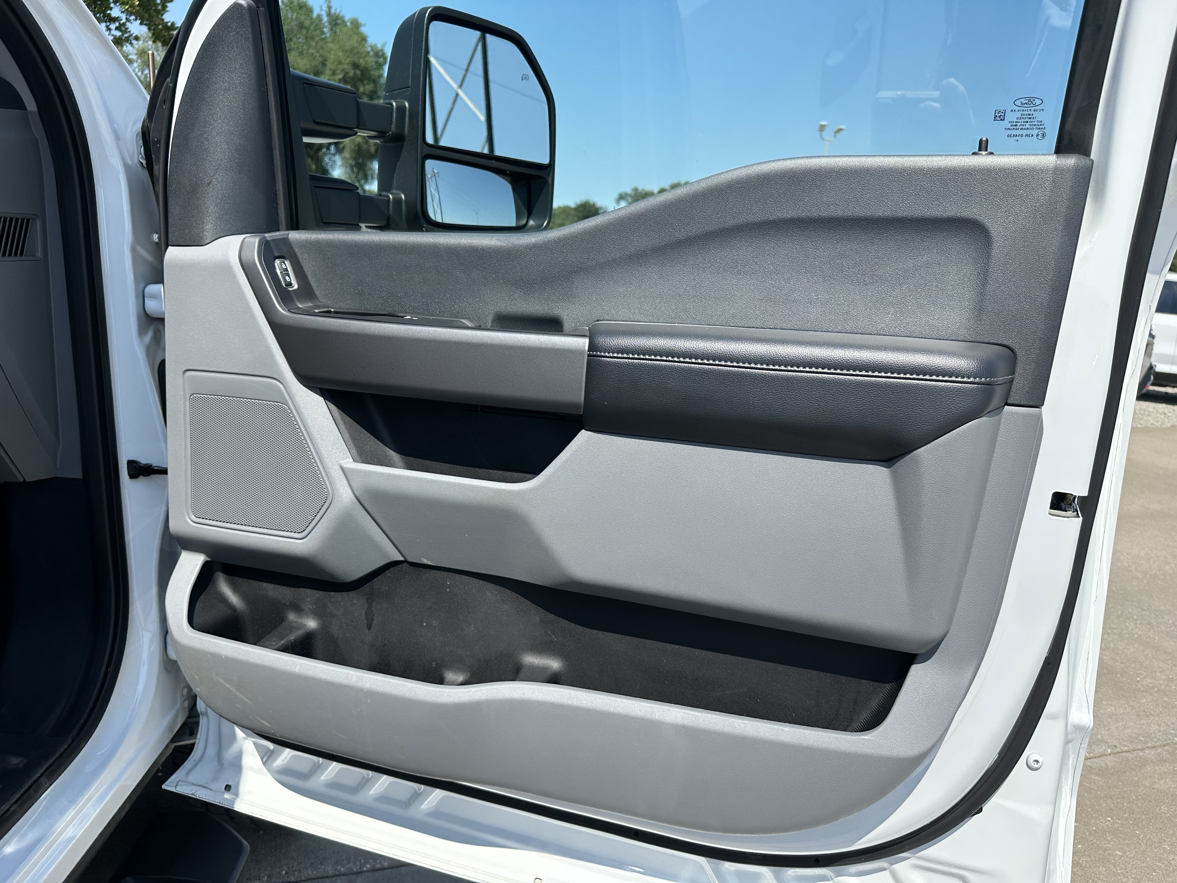 Used 2025 Ford F250 XLT AWD/4WD image 37