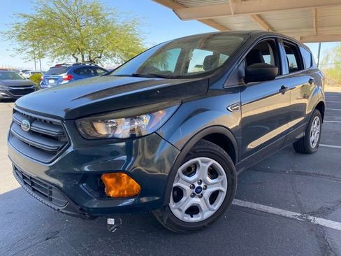 Used 2019 Ford Escape S FWD image 1