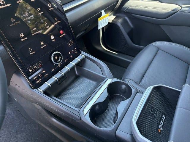 New 2027 GMC Terrain Elevation w/ Elevation Premium Package FWD image 30