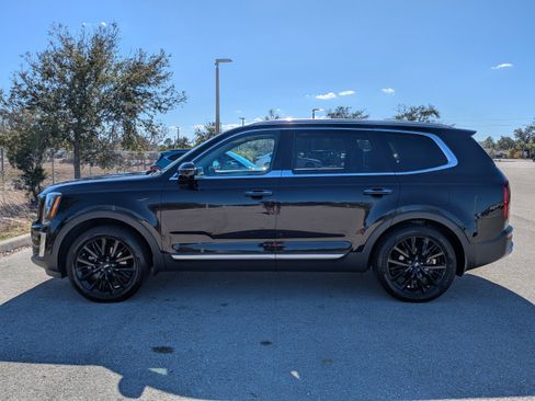 Certified 2021 Kia Telluride SX w/ Towing Package image 8