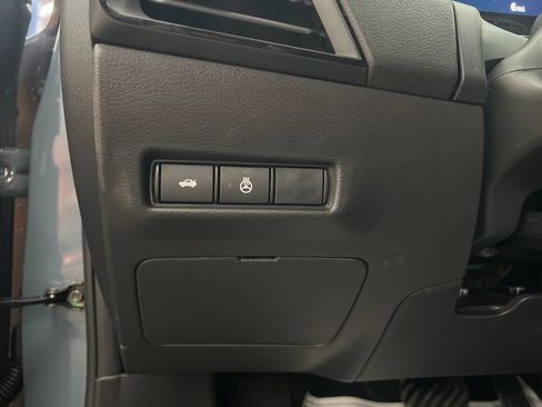 New 2026 Nissan Sentra SV w/ SV Convenience Package FWD image 44