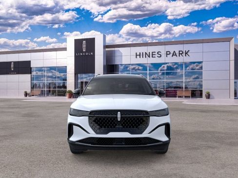 New 2026 Lincoln Nautilus Reserve w/ Jet Appearance Package AWD/4WD image 6