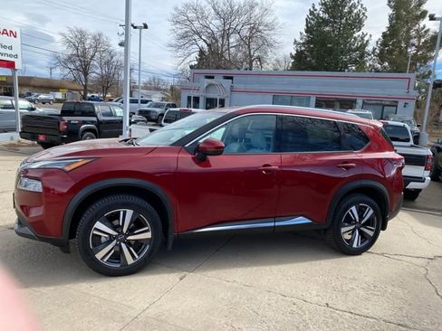 Certified 2023 Nissan Rogue SL image 2