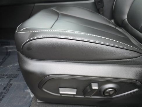 New 2025 Jeep Grand Cherokee L Limited image 30