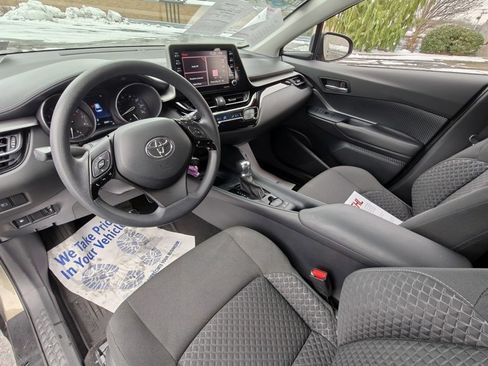 Certified 2021 Toyota C-HR LE image 11