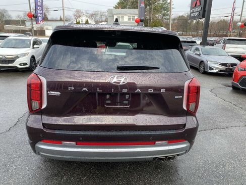 Used 2024 Hyundai Palisade Calligraphy image 4
