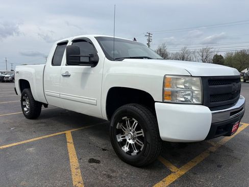 Used 2011 Chevrolet Silverado 1500 LS image 4