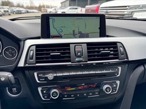 Used 2012 BMW 335i Sedan image 12