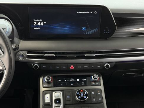 Used 2025 Hyundai Palisade Calligraphy AWD/4WD image 17
