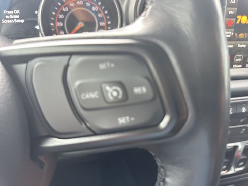 Used 2022 Jeep Wrangler Sport AWD/4WD image 21