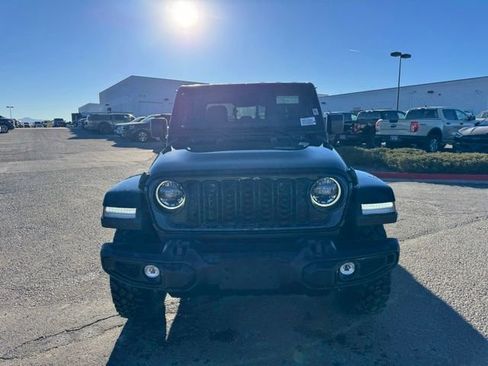 New 2026 Jeep Gladiator Mojave AWD/4WD image 9
