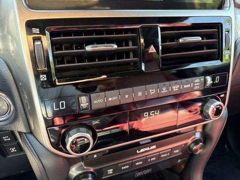 Used 2022 Lexus GX 460 Premium w/ Premium Plus Package AWD/4WD image 19