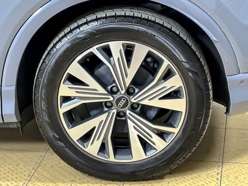 Certified 2023 Audi Q4 e-tron Premium Plus w/ Premium Plus RWD image 26