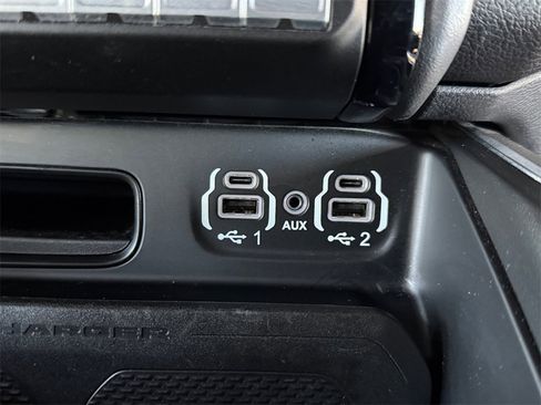 Used 2024 RAM 3500 Laramie w/ Night Edition image 27