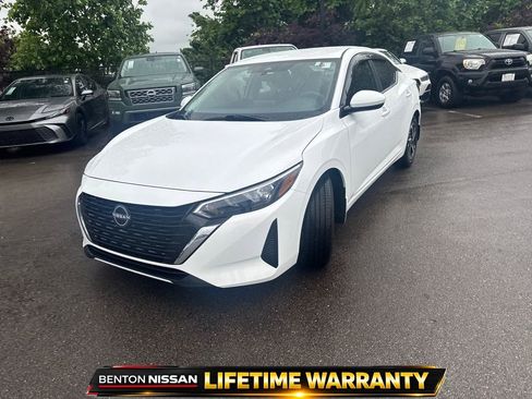 Used 2025 Nissan Sentra SV w/ All-Weather Package FWD image 4