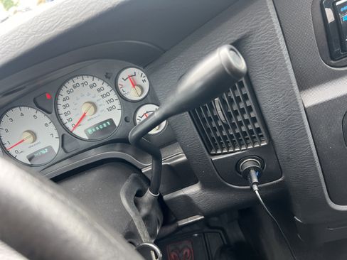 Used 2003 Dodge Ram 1500 Truck SLT image 26