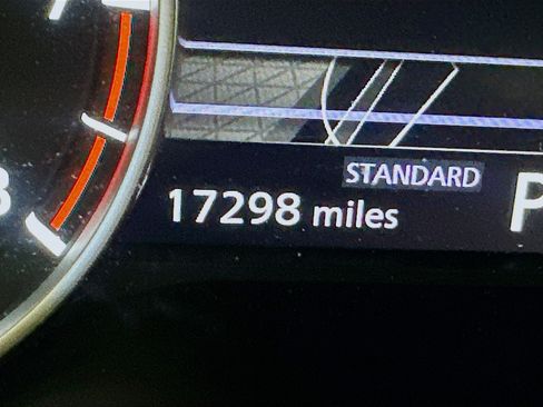 Used 2023 Nissan Rogue SV FWD image 19