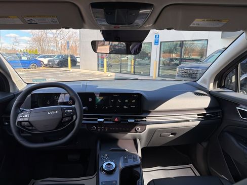 New 2026 Kia Sportage EX image 24