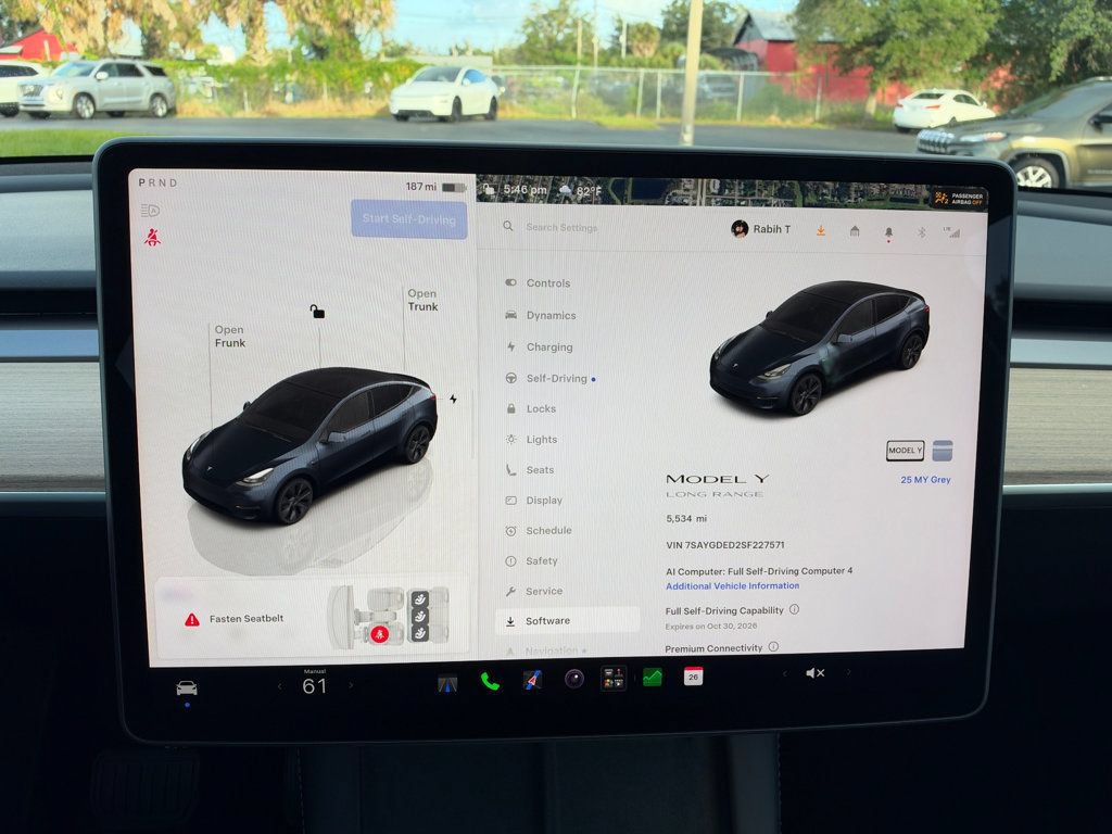 Used 2025 Tesla Model Y Long Range RWD image 14