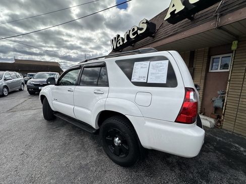 Used 2006 Toyota 4Runner SR5 image 5