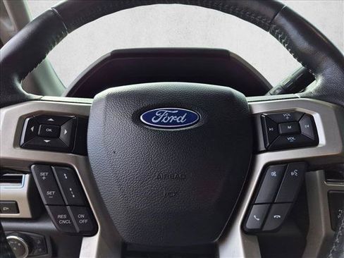 Used 2020 Ford F250 Lariat AWD/4WD image 15