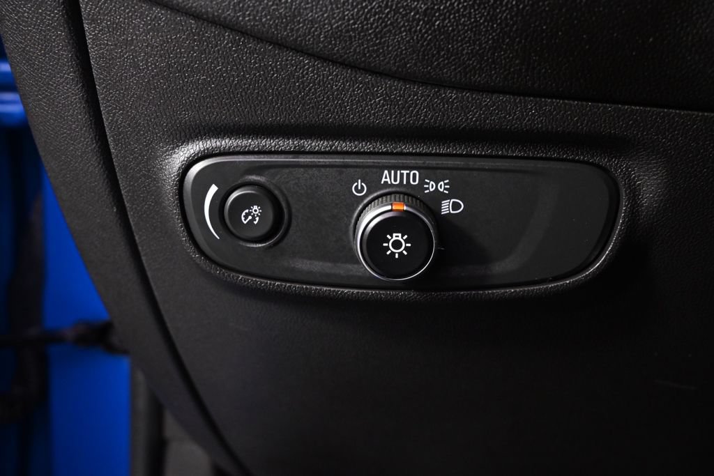 Used 2024 Chevrolet Equinox LT FWD image 24