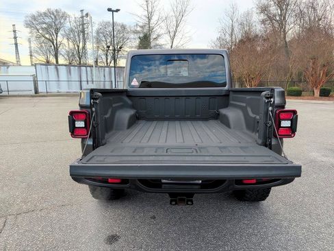 Used 2021 Jeep Gladiator Rubicon image 15