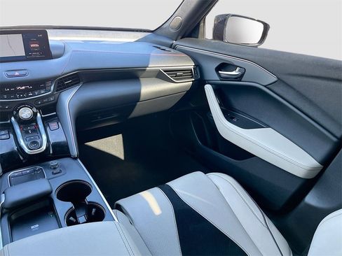 Used 2023 Acura TLX Type S image 25