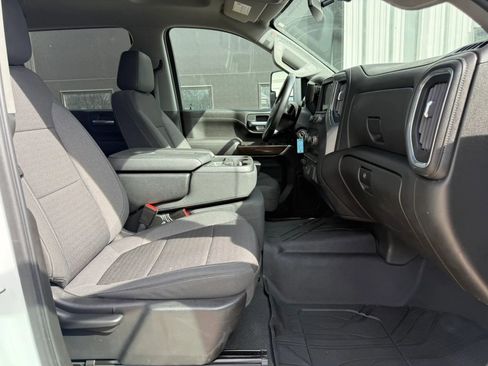 Used 2021 Chevrolet Silverado 2500 LT w/ Fleet Comfort Package image 10