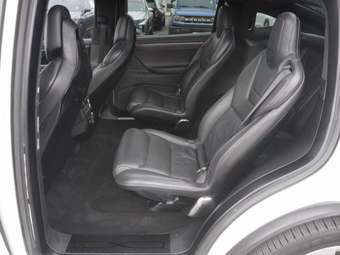 Used 2017 Tesla Model X 90D image 13